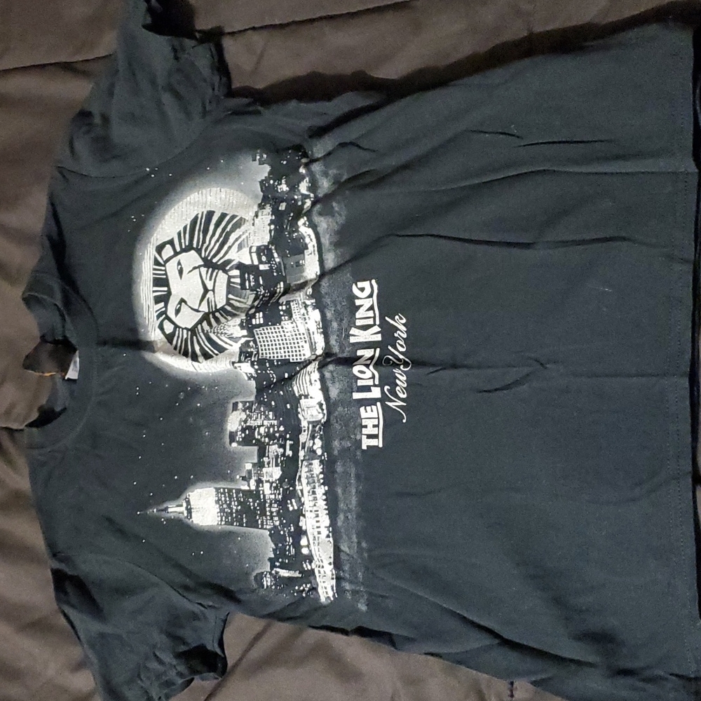 Tee shirt